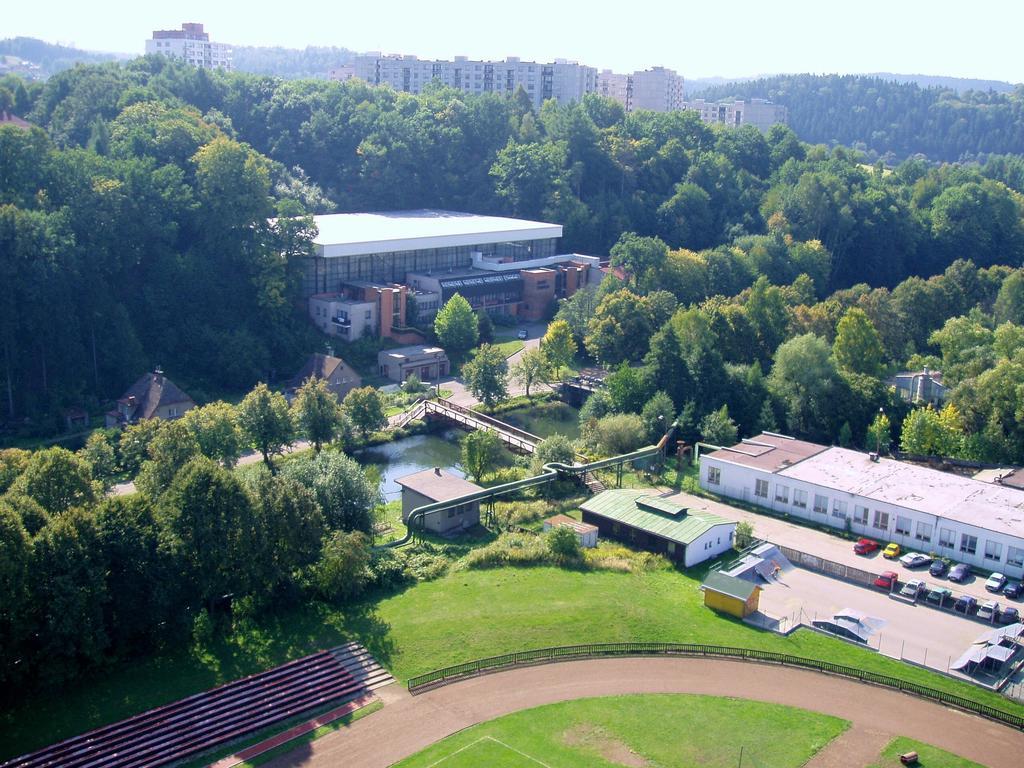 Hotel Zimni Stadion Náchod Buitenkant foto